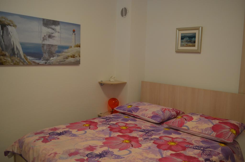 Apartments Lora Baška Esterno foto
