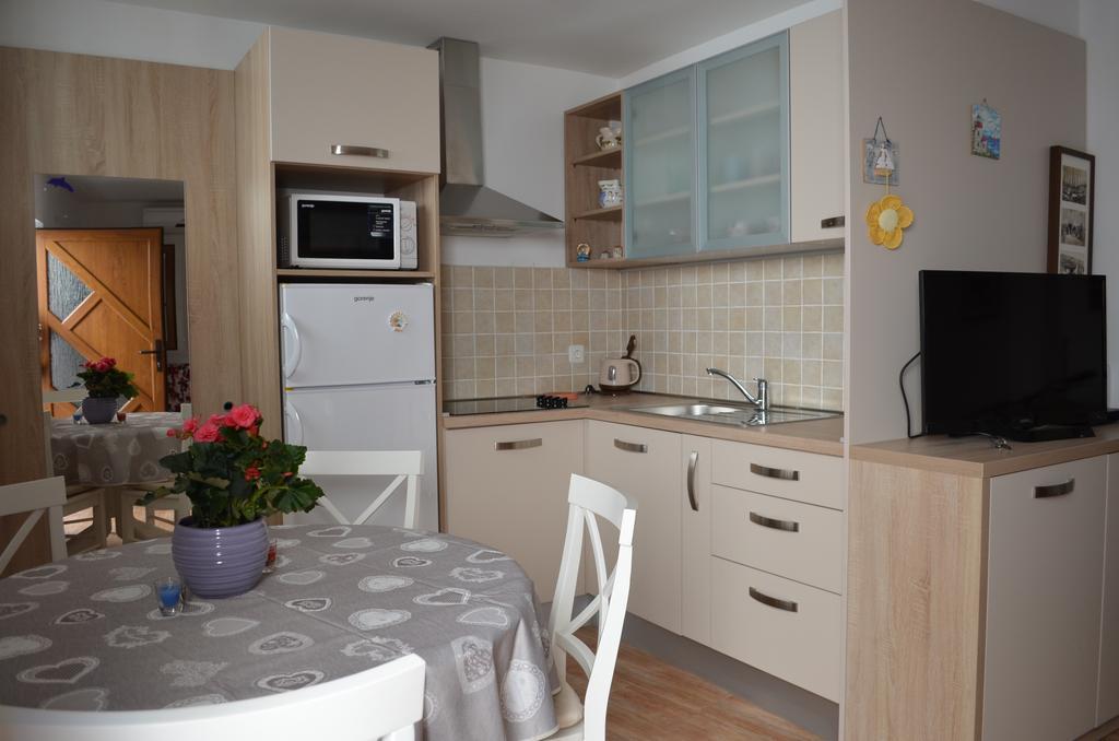 Apartments Lora Baška Esterno foto